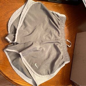 Nike Women's Gray and White Athletic Shorts